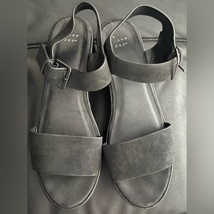 A New Day: Black Women’s Platform Shoes: Size 11